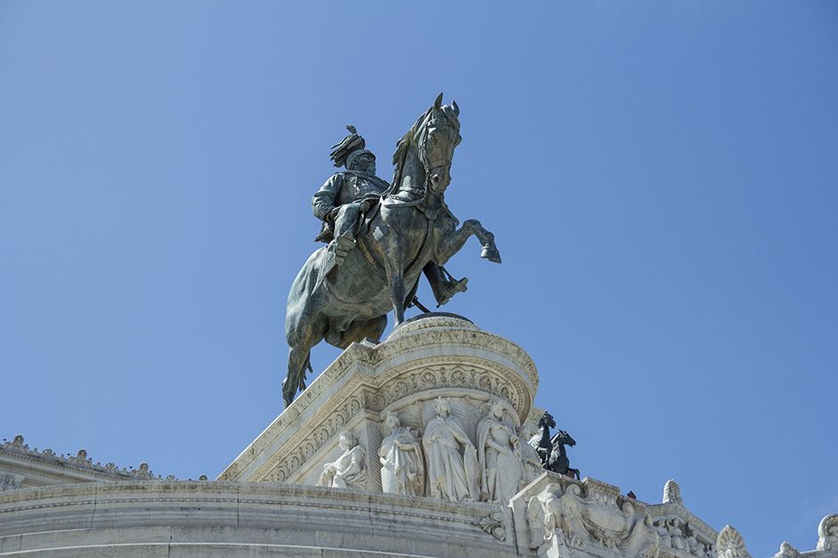 Статуя короля Виктора Эммануила II